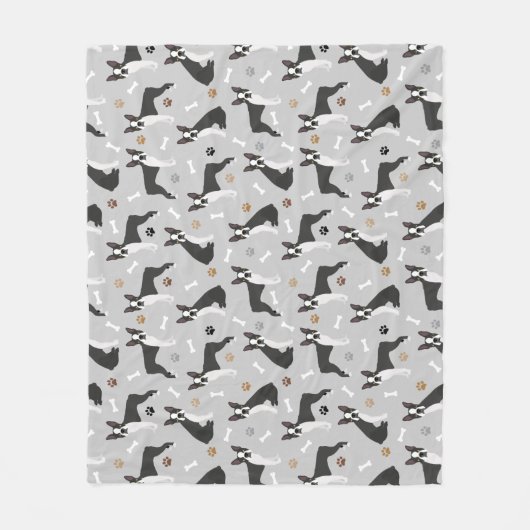Boston Terrier Bones and Paws Fleece Blanket (Vorderseite)