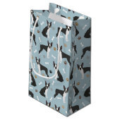 Boston Terrier Bones and Paws Kleine Geschenktüte (Rückseite Schrägansicht)