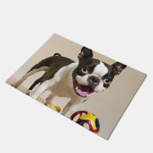 Boston Terrier Dog Playing with Toys Fußmatte (Schrägansicht)