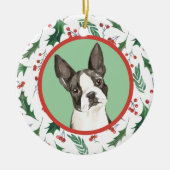 Boston Terrier Dog Red Berry Holly Border Keramik Ornament (Vorne)