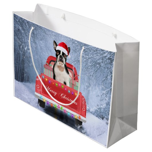 Boston Terrier Dog Snow sitzt im Truck Große Geschenktüte (Rückseite Schrägansicht)