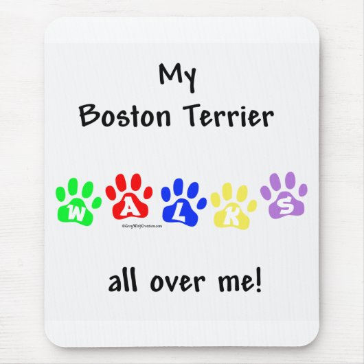 Boston Terrier geht durch mich Mousepad (Vorne)