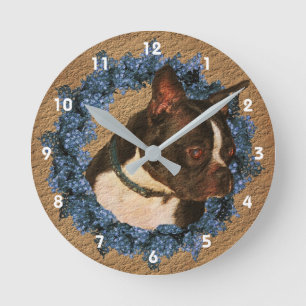 Boston Terrier Hund und Blume Kranz Runde Wanduhr