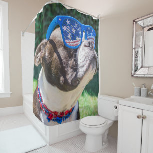 Boston Terrier in Sunnies Patriotic Duschvorhang