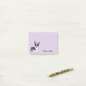 Boston-Terrier mit personalisiertem Namenslila Post-it Klebezettel (Auf Schreibtisch)