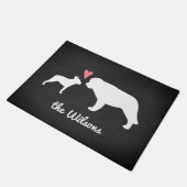 Boston Terrier und Saint Bernard mit Herz Fußmatte (Schrägansicht)