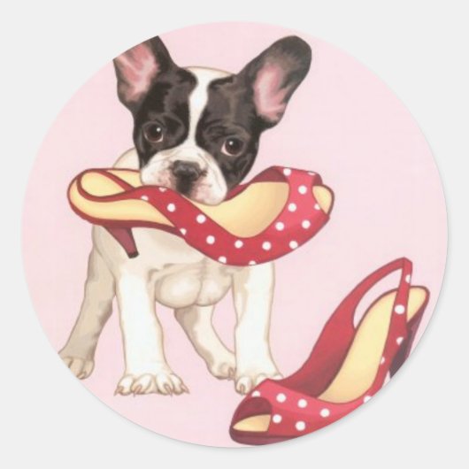 Boston Terrier Welpe mit Schuhen Runder Aufkleber (Vorderseite)