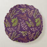 Botanical Leaves: A Stunning Purple Back Rundes Kissen<br><div class="desc">Seamless pattern of various green and brown botanical leaves on a deep purple background. The design is intricate and vibrant,  conveying a lively tone.</div>