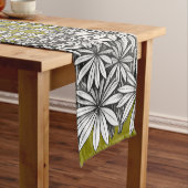 Botanical Lupine Mustard Yellow Table Runner Kurzer Tischläufer (Beispiel)