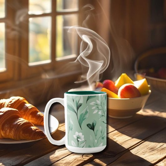  Botanical pattern  in subtle  greens  Zweifarbige Tasse
