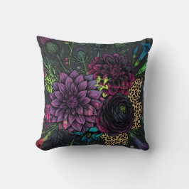 Botanical Punk Floral Pillow Dark Aesthetic Grunge Kissen