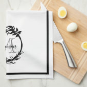 Botanisch elegante Schwarz-Weiß-Monogramm-Familie Geschirrtuch (Viertel Falte)