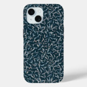Botanisch graue graublaue Blätter auf dunkelblau Case-Mate iPhone Hülle (Rückseite)