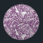 Botanisch Lila modern Dartscheibe<br><div class="desc">Modernes botanisches Blatt- und Blume-Muster in Weiß auf lila Hintergrund. Originelle Kunst von Nic Squirrell.</div>