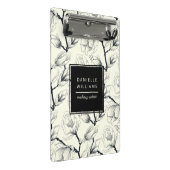 Botanisch-schwarz-weißes Magnolia Mini Klemmbrett (Schrägansicht)