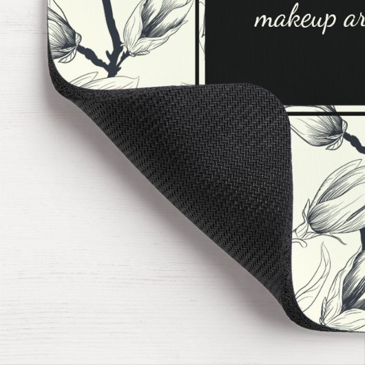 Botanisch-schwarz-weißes Magnolia Mousepad (Ecke)