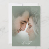 Botanische Blätter Jade Foto Monogram Wedding Invi Einladung (Rückseite)