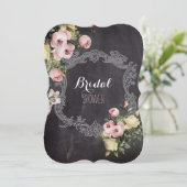 Botanische Blume Chalkboard Brauttee Party Einladung (Stehend Vorderseite)