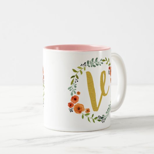 Botanische Blume Wreath Gold Monogram Initial V Zweifarbige Tasse (VorderseiteRechts)