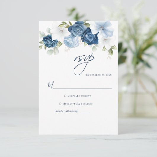 Botanische Dusty Blue Script Blumengrün RSVP Karte (Stehend Vorderseite)