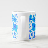 Botanische Flora in Deep Blue und White Jumbo-Tasse (Rückseite)