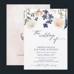 Botanische Hochzeit in Blau und Pfirsich Einladung<br><div class="desc">Peach and blue floral wedding Einladung: Diese wunderschöne Naturgarten Hochzeitseinladung mit einem Wasserfarbenfallen oben mit pfirsich und dunkelblauen Blume und grünen Blätter. Zusammen mit einem fließenden handgeschriebenen Style-Skript und einem sauberen serifenlosen Schriftart wird diese Hochzeitseinladung bestimmt alle Ihre Gäste beeindrucken! Auf der Rückseite befindet sich ein Gartenkranz mit Platz für...</div>