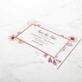 Botanische Hochzeit in Rosa Save the Date Folieneinladung (Gedreht)