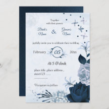 Botanische Hochzeit mit blauen Blüten