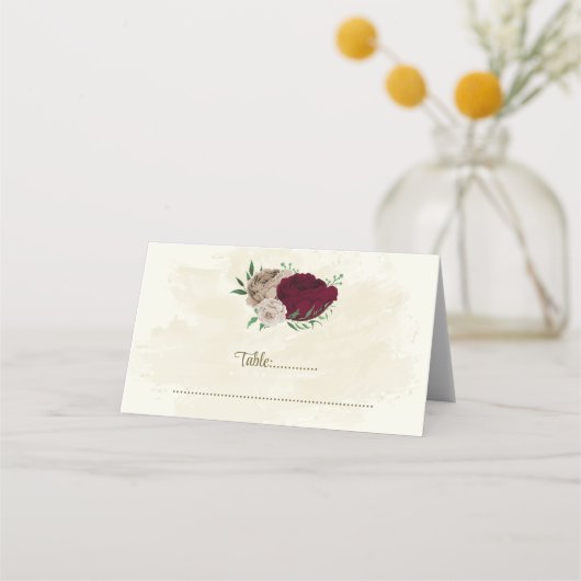 Botanische Hochzeit mit Burgunder Champagner-Blume Platzkarte (Vorderseite)