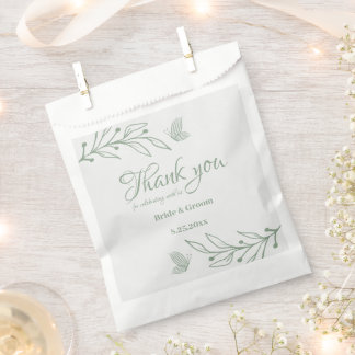 Botanische Hochzeit mit einfachem Salbei Geschenktütchen