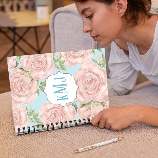Botanische Rose hübsch Blush Pink Floral Monogramm Notizblock