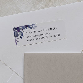 Botanische Rücksendeadresse in reichlich Blättern