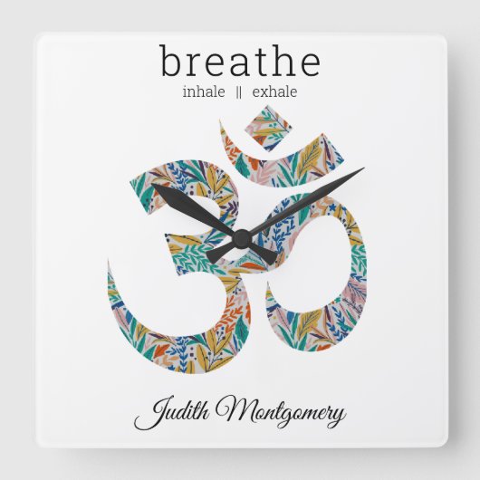 Botanische Schrift, Om-Symbol, 10.75 Quadratische Wanduhr (Vorderseite)