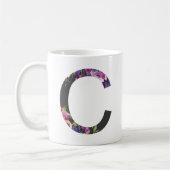 Botanische violette Blüten Letter C Monogramm Kaffeetasse (Links)