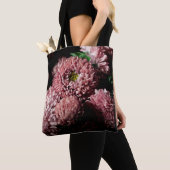Botanischer Blumenbanner mit dunklem Moody oder Hi Tasche (Von Nahem)