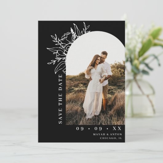Botanischer Blumenstrauß Foto Schwarz-Weiß Hochzei Save The Date (Stehend Vorderseite)