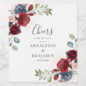 Botanischer Burgund Floral Watercolor Mr. and Mrs. Weinetikett (Einzelnes Label)