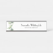 Botanischer Eukalyptus Beruflich Office Manager Schreibtischnamensplakette (Vorderseite )