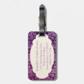 Botanischer gemusterter lila und cremiger gepäckanhänger (Rückseite vertikal)