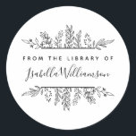Botanischer Whimsy "From the Library" Buchzeichen Runder Aufkleber<br><div class="desc">Zeigen Sie Ihren Lieblingsbüchern etwas Liebe und behielt sie in Ihrer persönlichen Sammlung mit diesem Boho Botanical From the library of Buchzeichen Aufkleber. Mit handgezeichnet Blätter, die eine moderne serifenlose Schrift für Ihre Nachricht und ein elegantes, feminines Schrift für Ihren Namen umrahmen. Klicken Sie auf "Personalisieren", um zu sehen, wie...</div>
