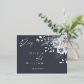 Botanischer Winter Floral Elegante Silver RSVP Kar Folie Einladungspostkarte (Stehend vorne)