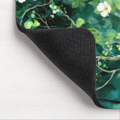 Botanisches Aquarell Weiße Blüten Grüne Blätter Mousepad (Ecke)