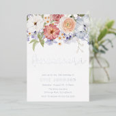 Botanisches Dusty Blue Quinceanera Party Silver Folieneinladung (Stehend vorne)