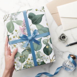 Botanisches Grün Eukalyptus Weiß Florales Muster Geschenkpapier
