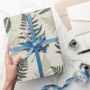Botanisches Grün Farn Beiges Blumenmuster Geschenkpapier