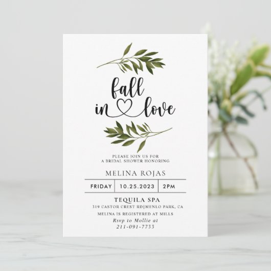Botanisches Grünes Leaf Fall von Liebe Brautparty Einladung (Stehend Vorderseite)