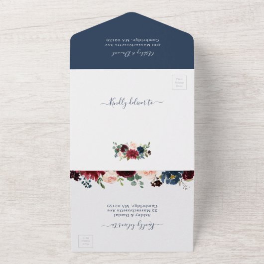 Botanisches Hochzeitssemble für die Marine Burgund All In One Einladung (Außenbereich)