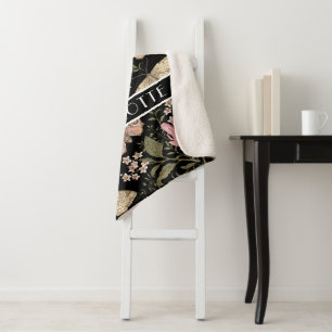 Botanisches Monogramm der modernen trendy Wildblum Sherpadecke