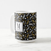 Botanisches Schwarzgold-Monogramm-Feiertagsname Kaffeetasse (Vorderseite Links)