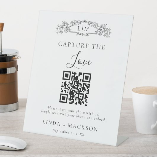 Botanisches Wappen Capture Liebe QR Code Hochzeits Sockelschild (In Situ)